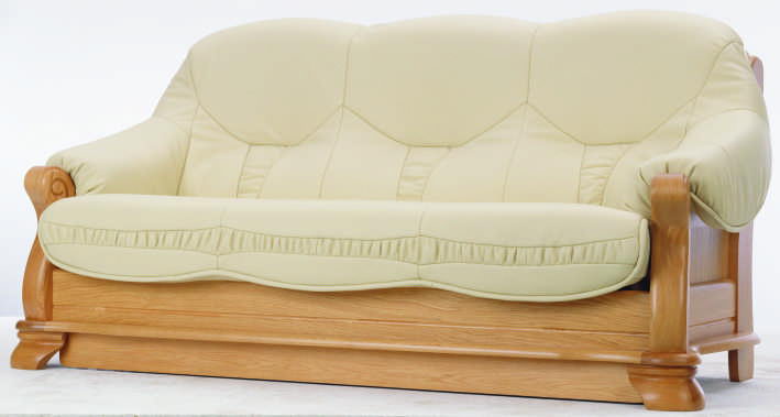 cuero verde sof base de madera modelo 3D de tres personas
