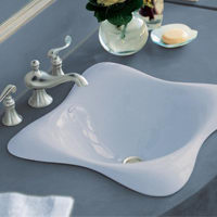 Limpio y elegante piscina de lavarse las manos