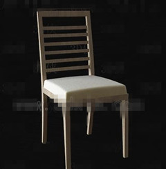 Silla de madera simple corpulento