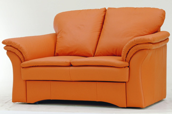 Moderno sof naranja asientos dobles