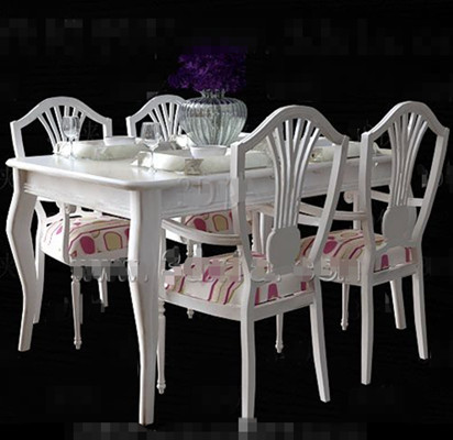 Blanco y rosa cojines mesa de comedor