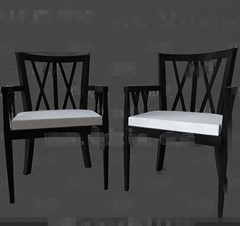 Negro moderno de la silla asiento blanco