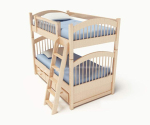 Niños en el modelo de cama