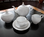 Vajilla de porcelana blanca (incluidos mapas)